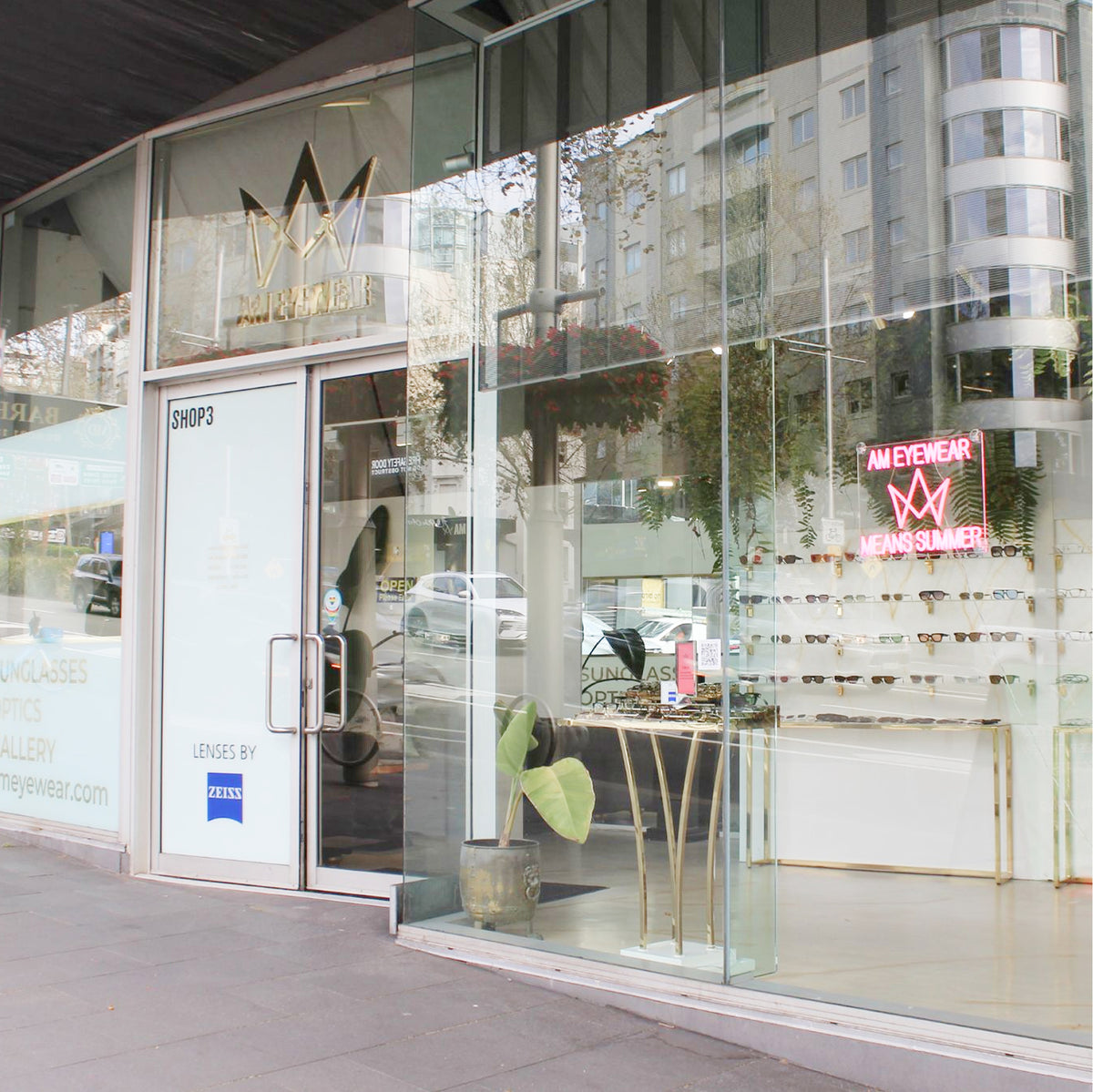 AM EYEWEAR FLAGSHIP STORE
